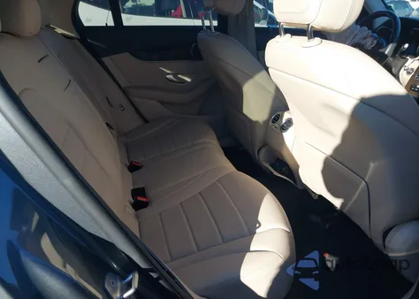 2017 Mercedes-Benz Glc 300 z USA, uszkodzony, nr VIN WDC0G4JB2HV010945